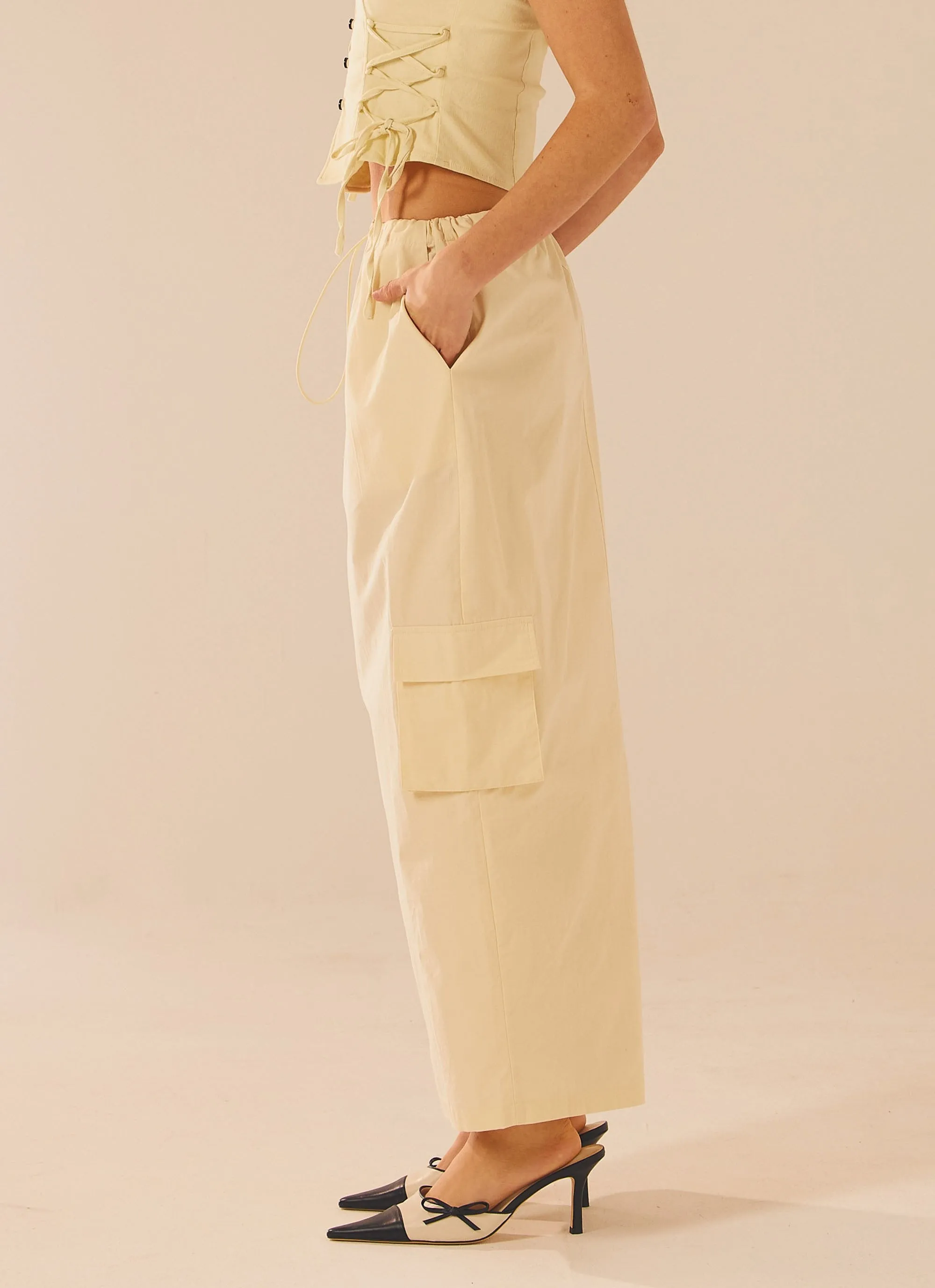 Curveball Cargo Midi Skirt - Beige