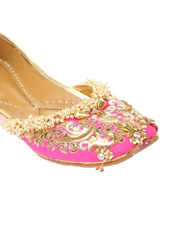 Eveline - Pink Embellished Silk & Leather Juttis