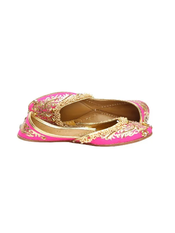 Eveline - Pink Embellished Silk & Leather Juttis