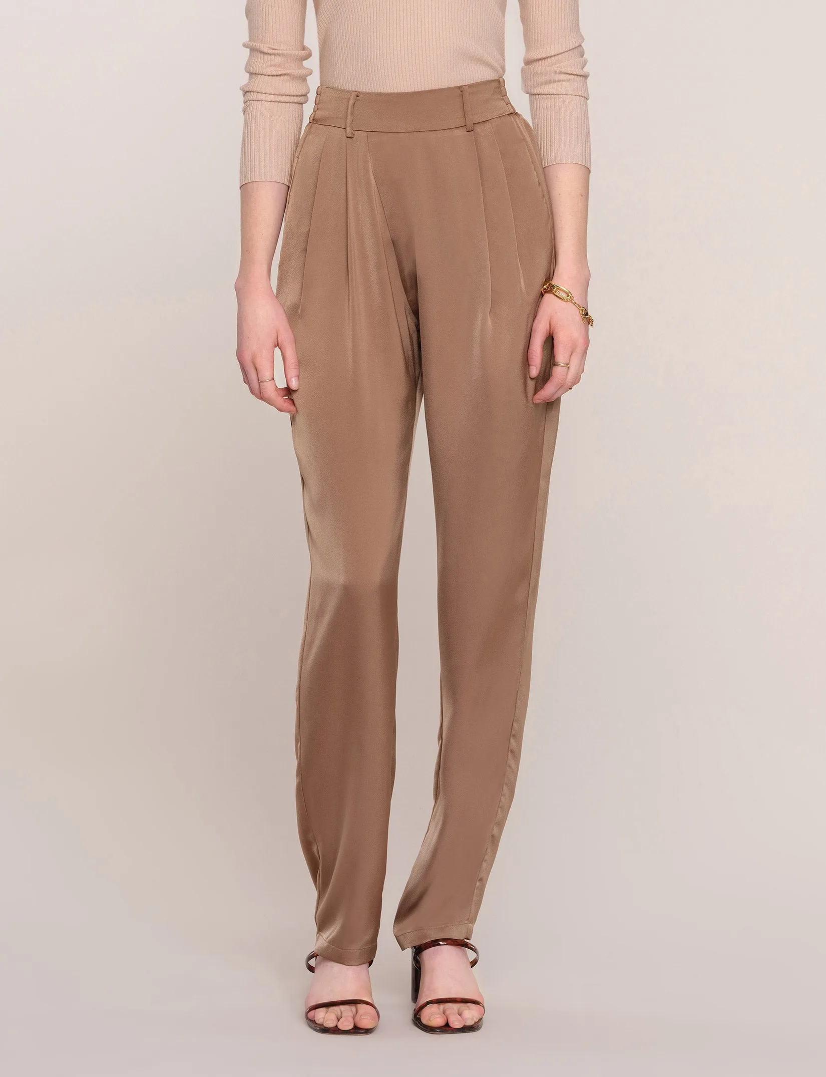 Gia Pant