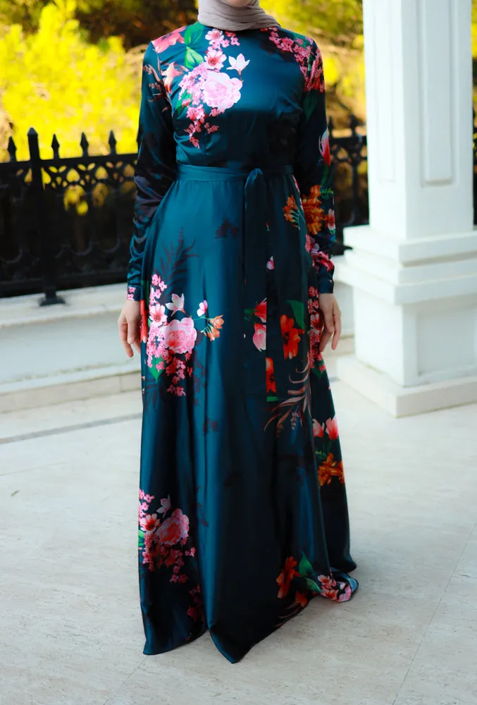 Meryam modest maxi dress in matt florals with detachable belt