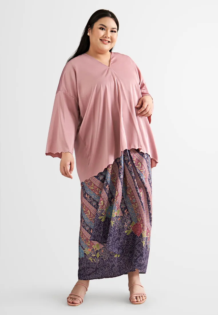 Safa Satin Loose-fit Batwing Top