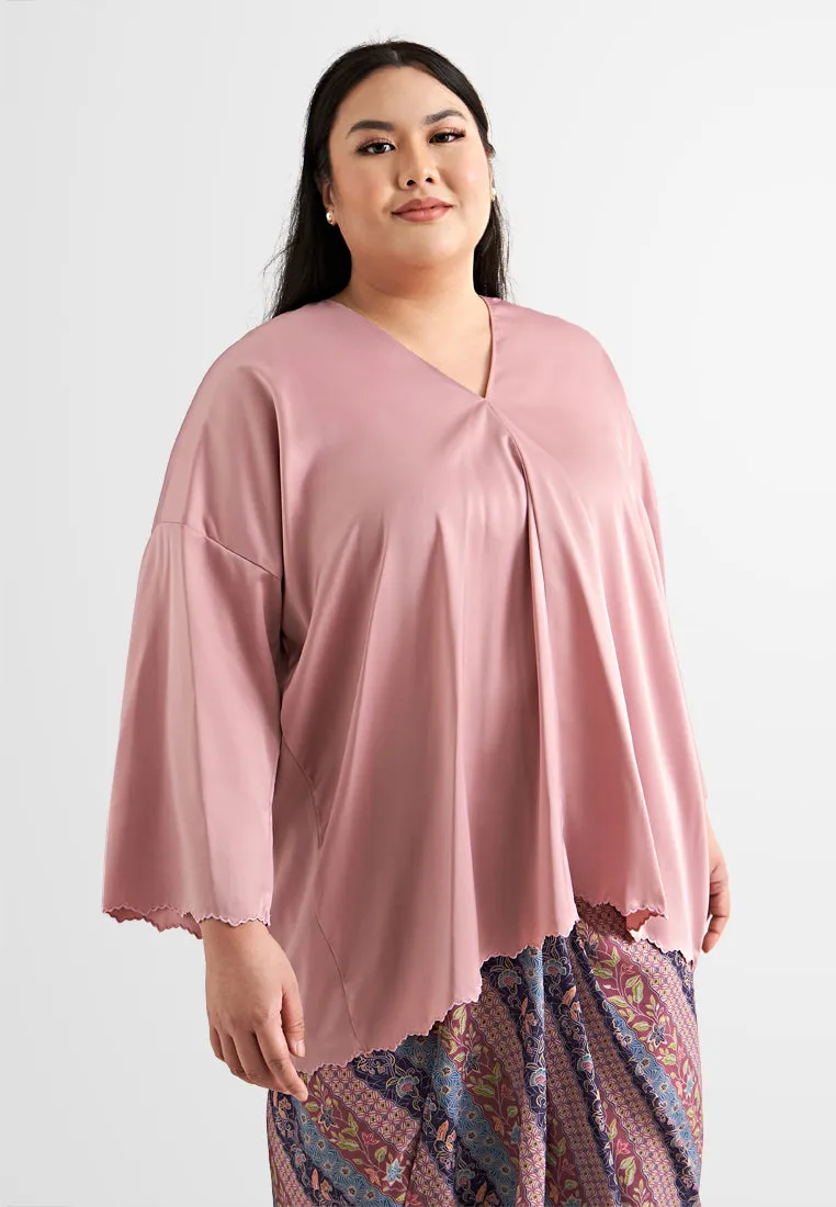 Safa Satin Loose-fit Batwing Top