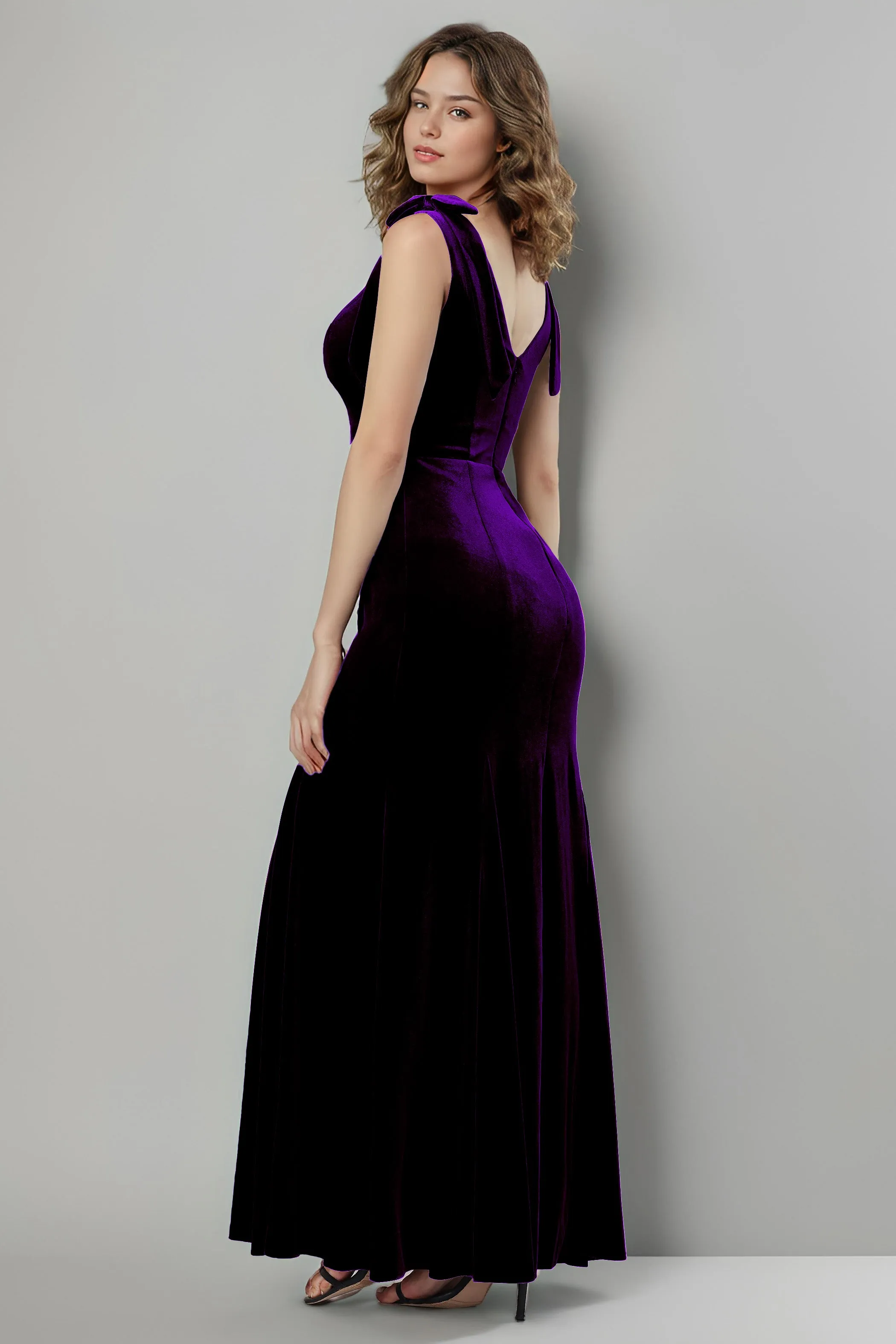 Sleeveless Square Neck Velvet Long Bridesmaid Dresses with Bowknot