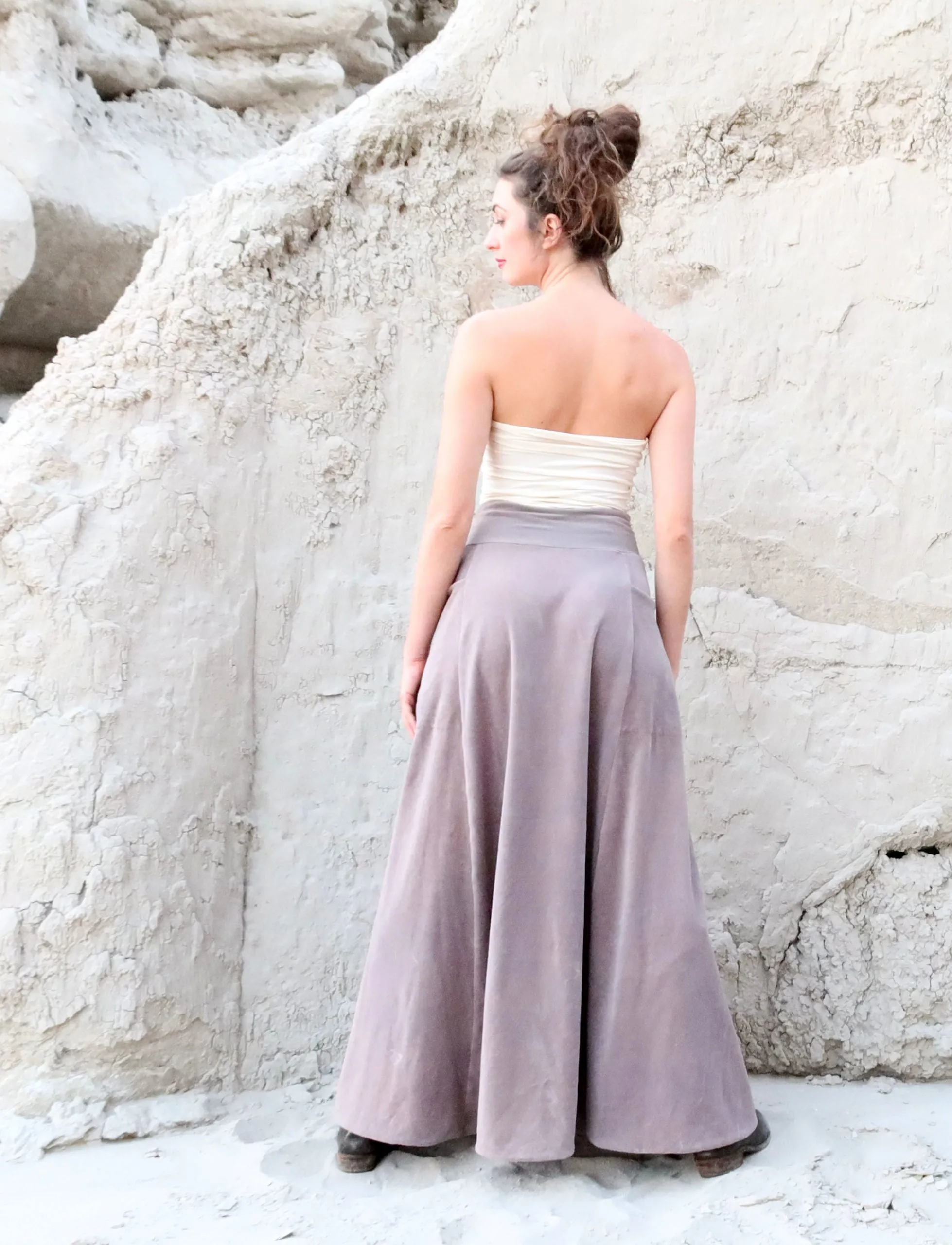 VELOUR Perfect Pockets Long Skirt